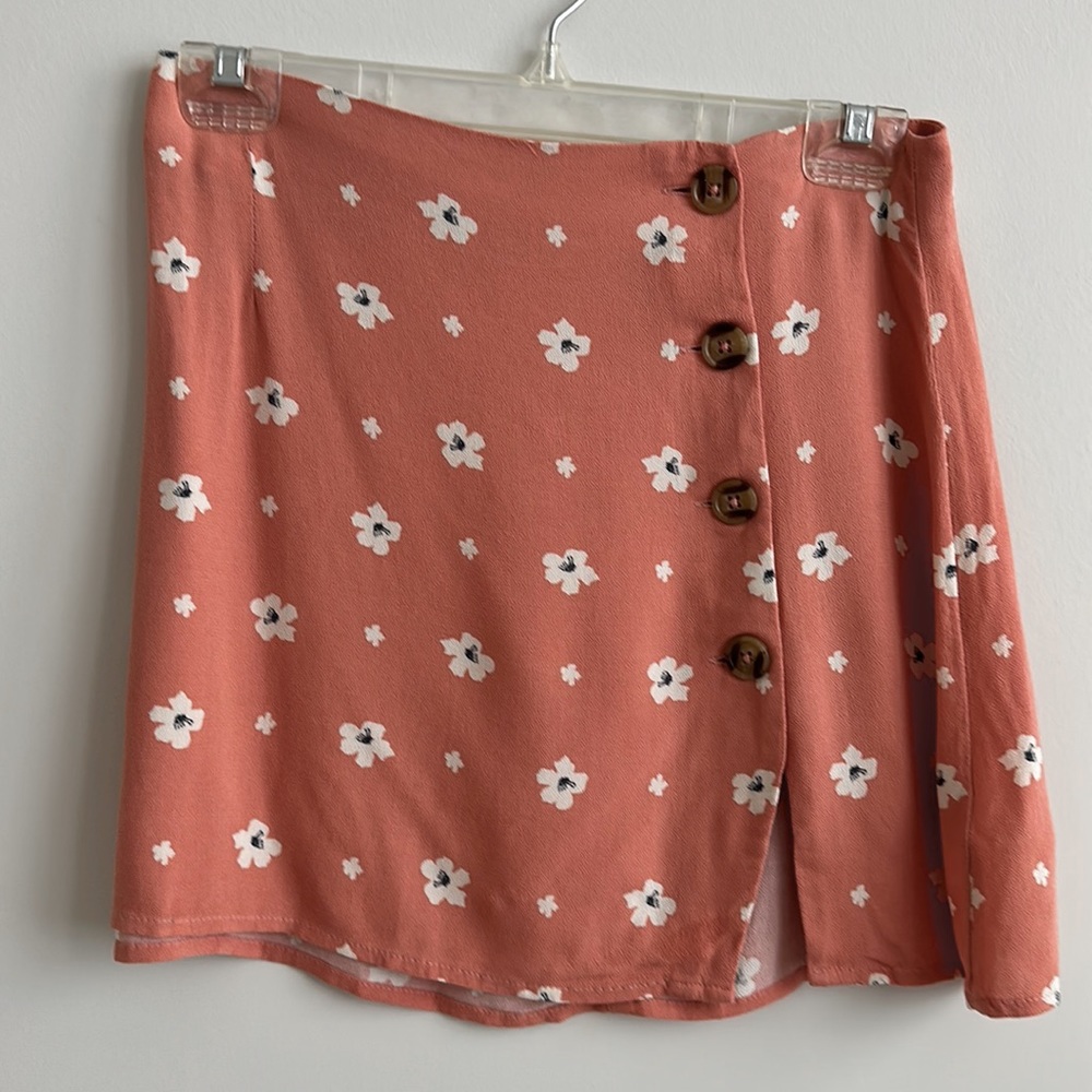 O’Neill mini button down peach floral skirt like new